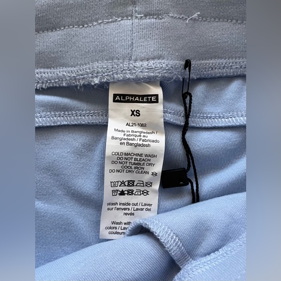 3X ALPHALETE Essential Core Athletic Pocket 3" Shorts Women’s Size XS - Picture 5 of 11